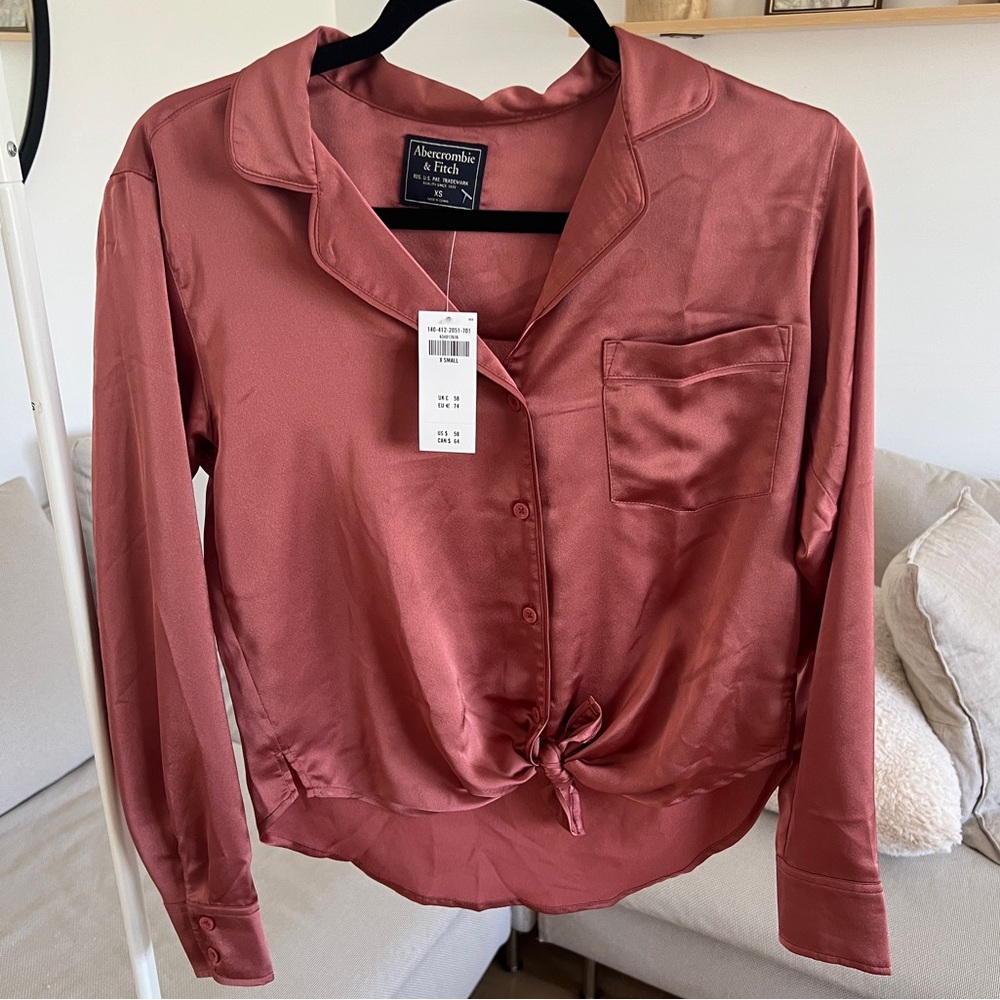 NWT ABERCROMBIE PINK BLOUSE